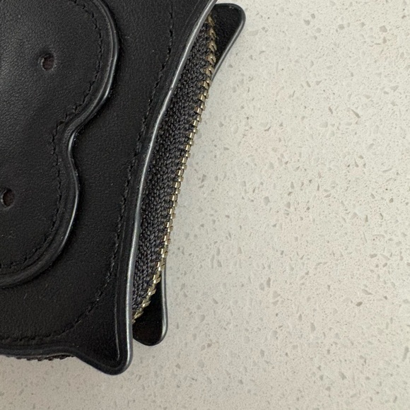 Coach leather Black Owl-Shaped Coin Purse - Picture 6 of 11